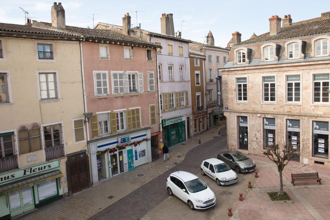 Appartement A-Mi-Chemin - Centre-Ville De Tournus Exterior foto